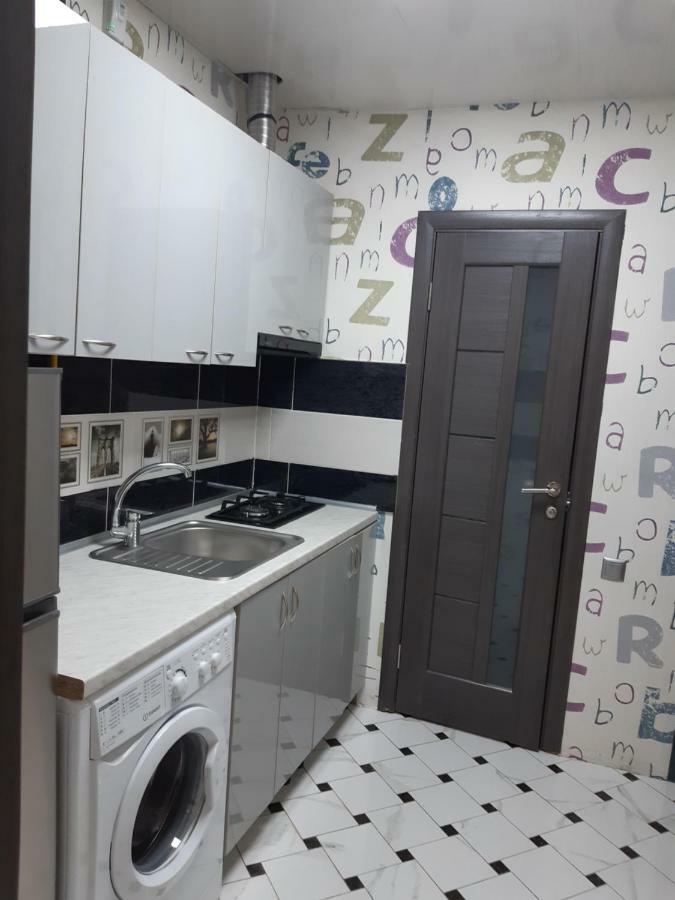 Квартира Студія Подобово 1 Lviv Exteriör bild